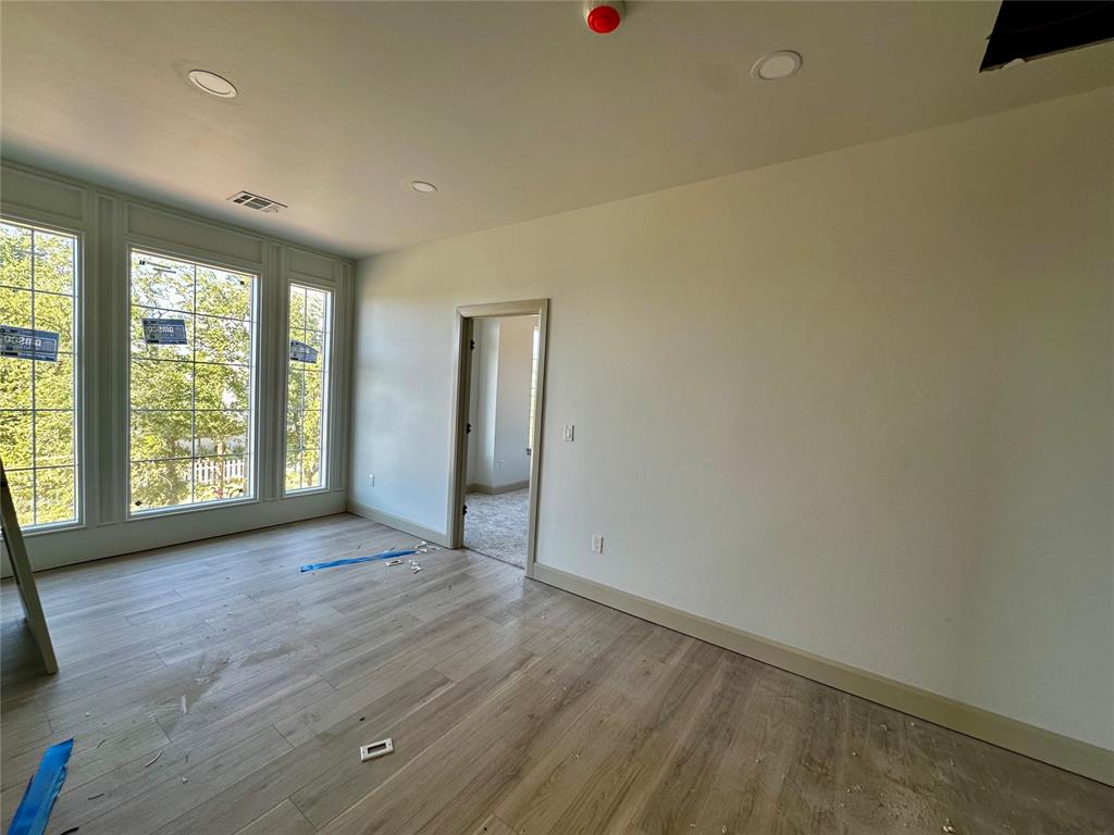 18436 Boardwalk Crossing Property Photo 26