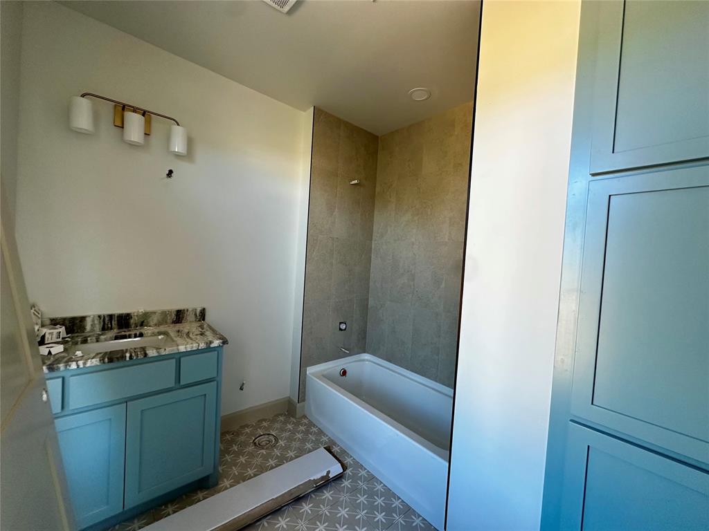 18436 Boardwalk Crossing Property Photo 33