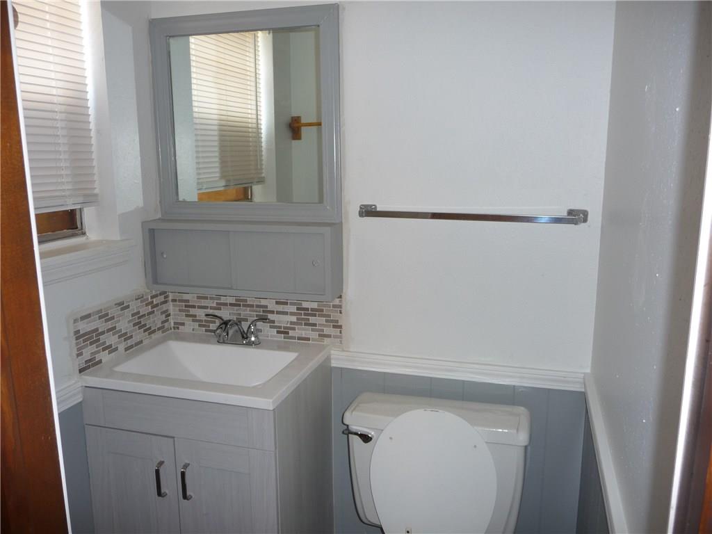 4917 S Karen Street Property Photo 4