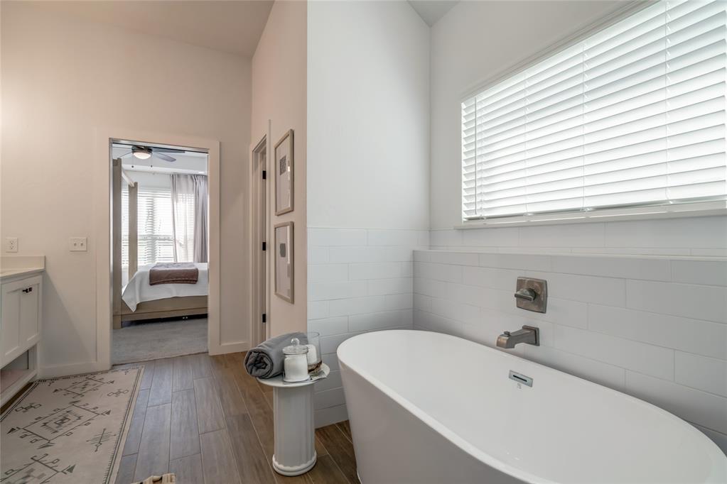 14825 Adelaide Lane Property Photo 23