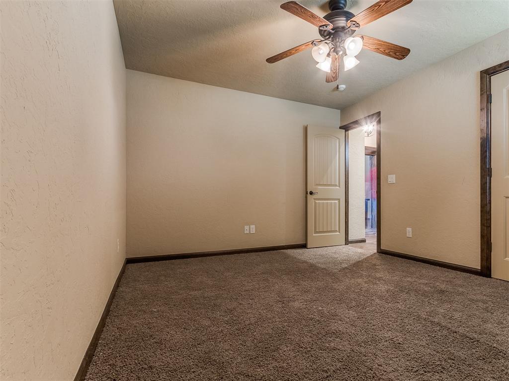 2812 Sw 95th Street Property Photo 6