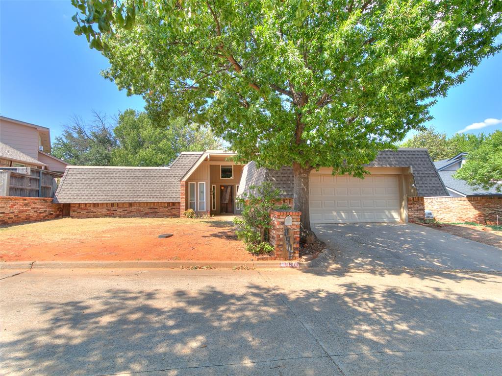8905 Stanford Court Property Photo 1