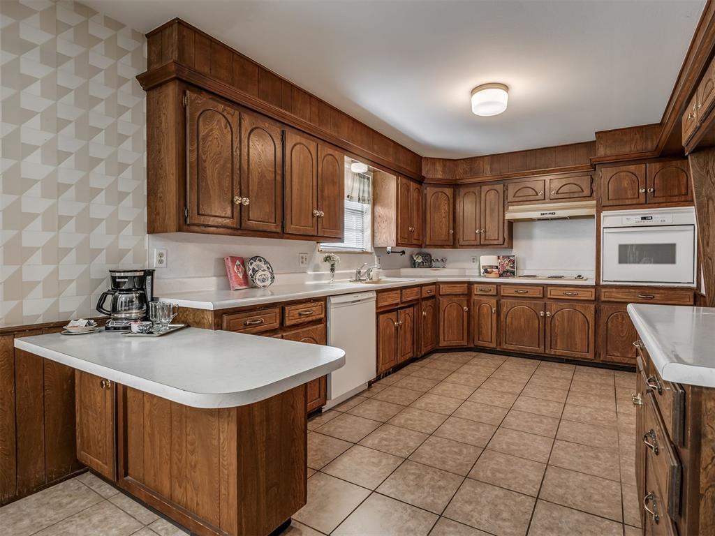 8900 Sheringham Drive Property Photo 20