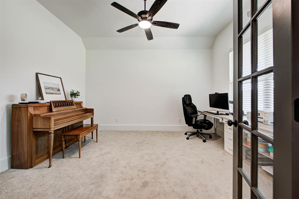 10121 Oakwood Drive Property Photo 41
