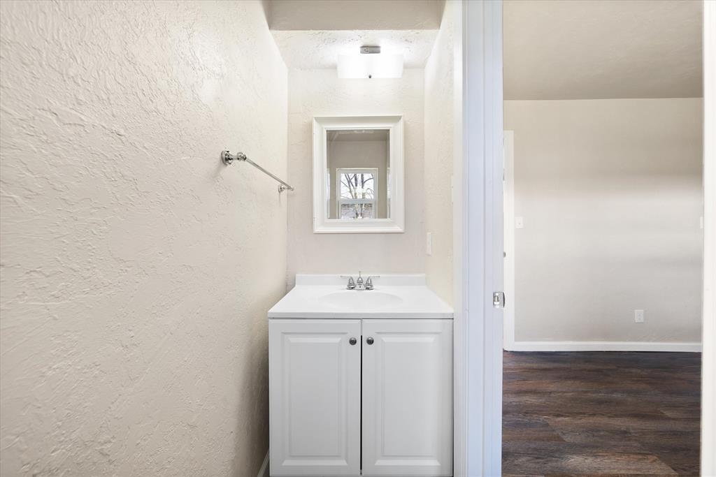1223 E Vilas Avenue Property Photo 25
