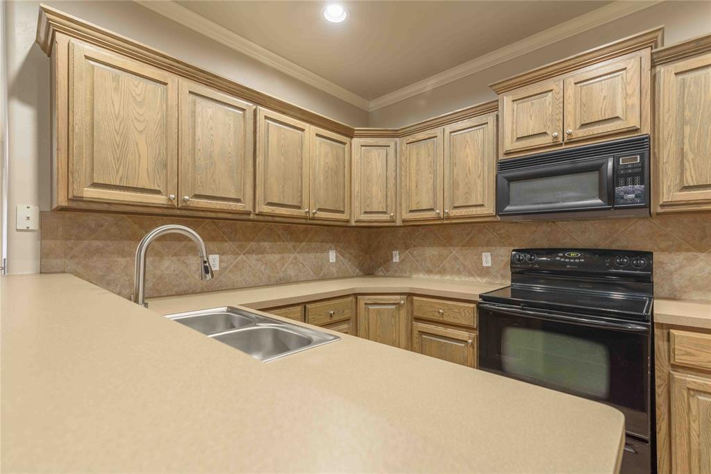 520 Sw 123rd Place Property Photo 7