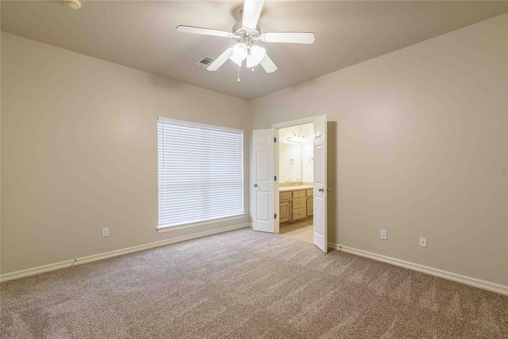 520 Sw 123rd Place Property Photo 12