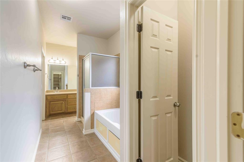 520 Sw 123rd Place Property Photo 17