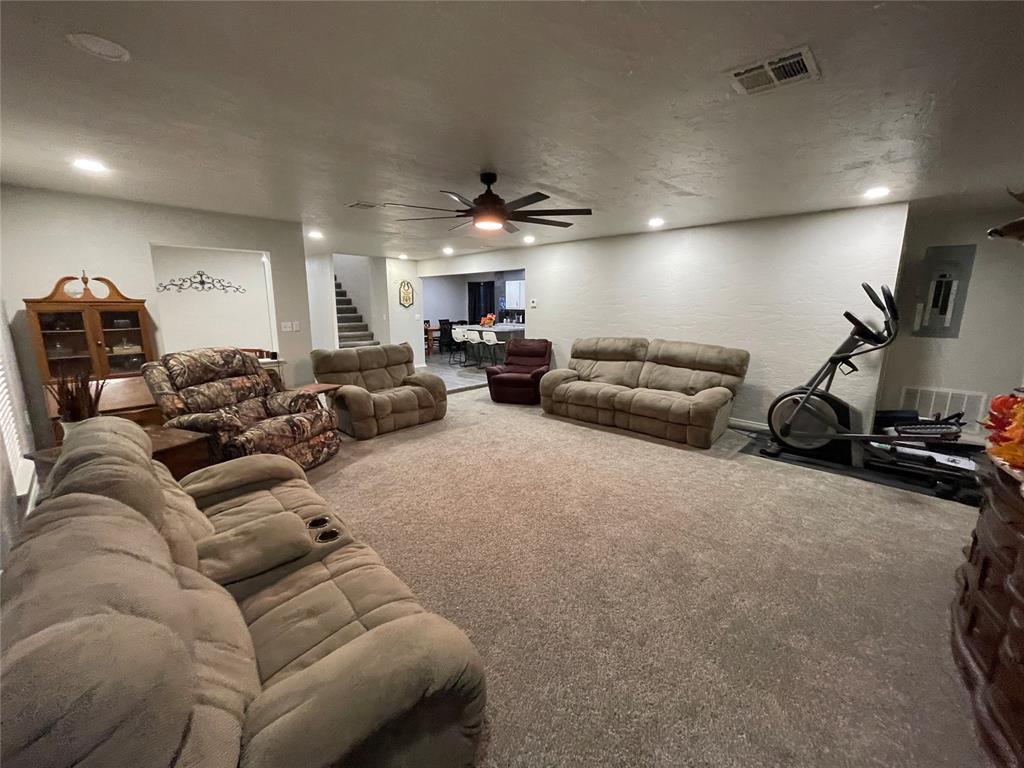 520 Adams Street Property Photo 6