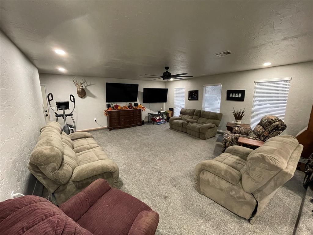 520 Adams Street Property Photo 8
