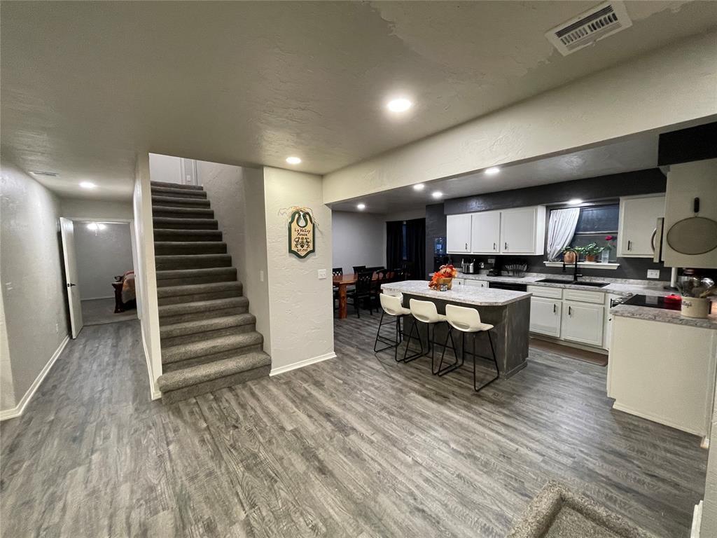 520 Adams Street Property Photo 9