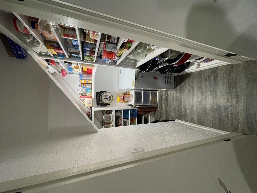 520 Adams Street Property Photo 13