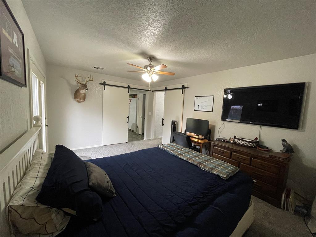 520 Adams Street Property Photo 22