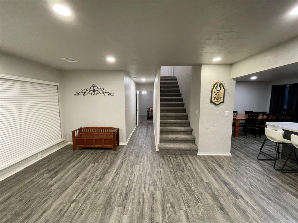 520 Adams Street Property Photo 30