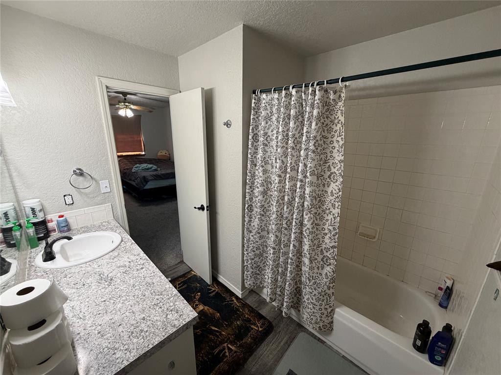520 Adams Street Property Photo 42
