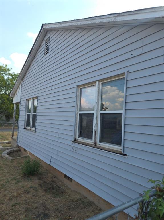 215 E Spruce Avenue Property Photo 3