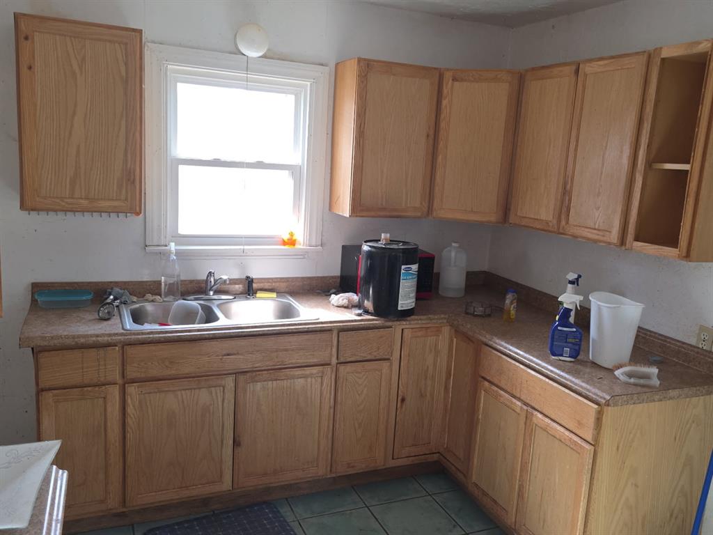 215 E Spruce Avenue Property Photo 4