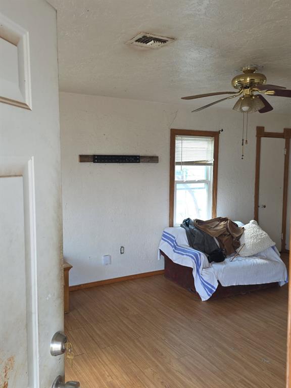215 E Spruce Avenue Property Photo 8