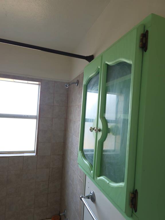 215 E Spruce Avenue Property Photo 10
