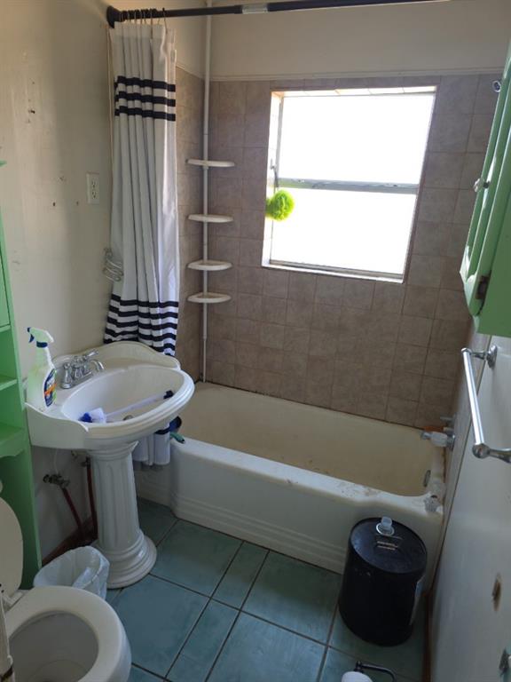 215 E Spruce Avenue Property Photo 11