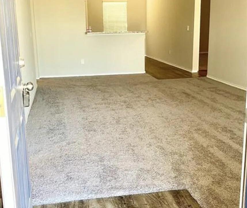 7709 Percheron Road Property Photo 5