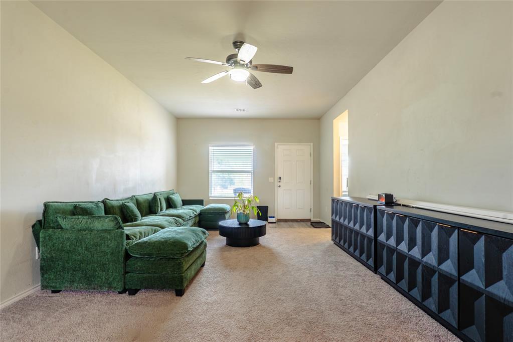 7709 Percheron Road Property Photo 7