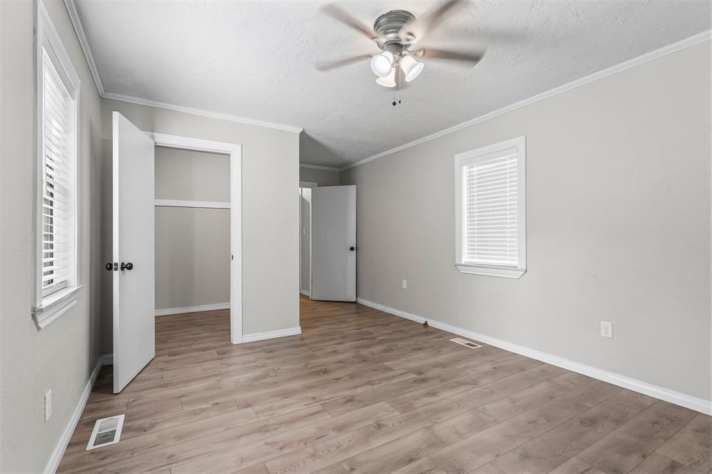 616 W Kings Road Property Photo 18