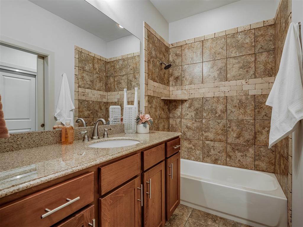 2224 Kavanaugh Boulevard Property Photo 25