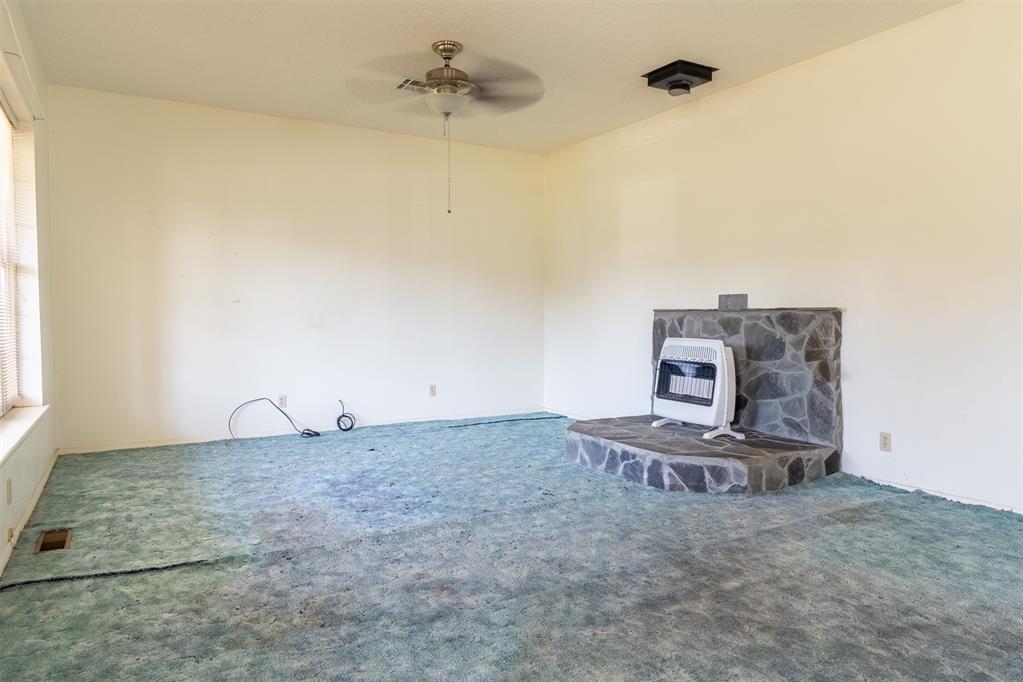 30733 E County Road 1570 Property Photo 7