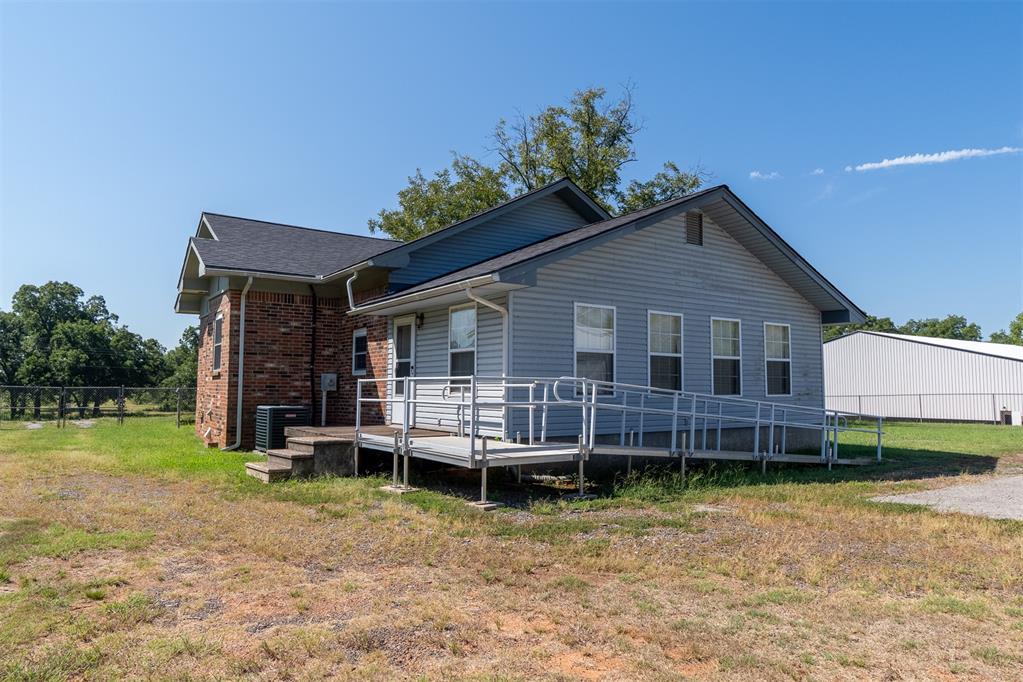 30733 E County Road 1570 Property Photo 25