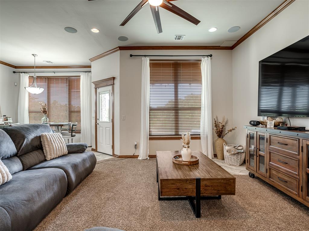 329678 E 1000 Road Property Photo 6