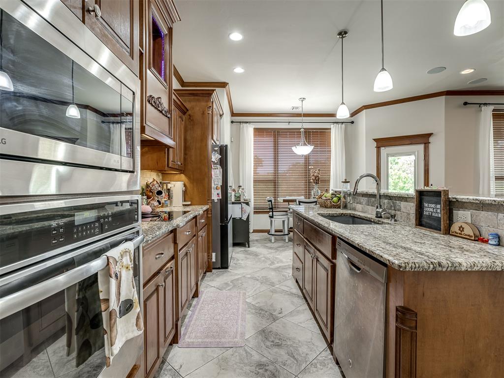 329678 E 1000 Road Property Photo 12