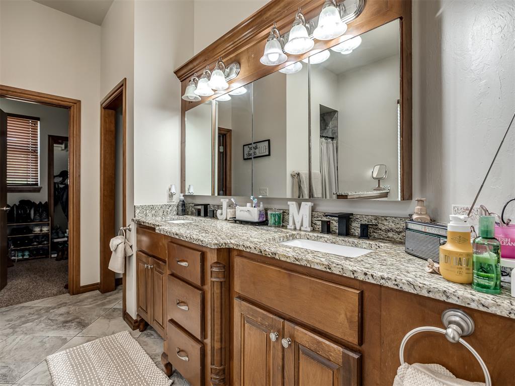 329678 E 1000 Road Property Photo 27
