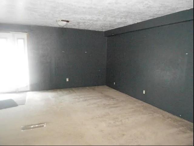 821 W Moses Street Property Photo 9