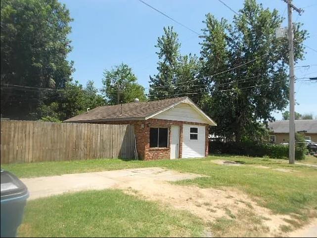 821 W Moses Street Property Photo 21