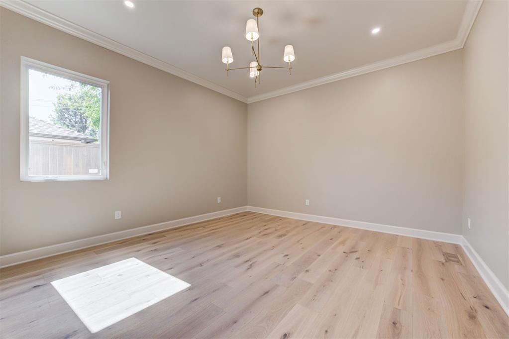2811 Guilford Lane Property Photo 25