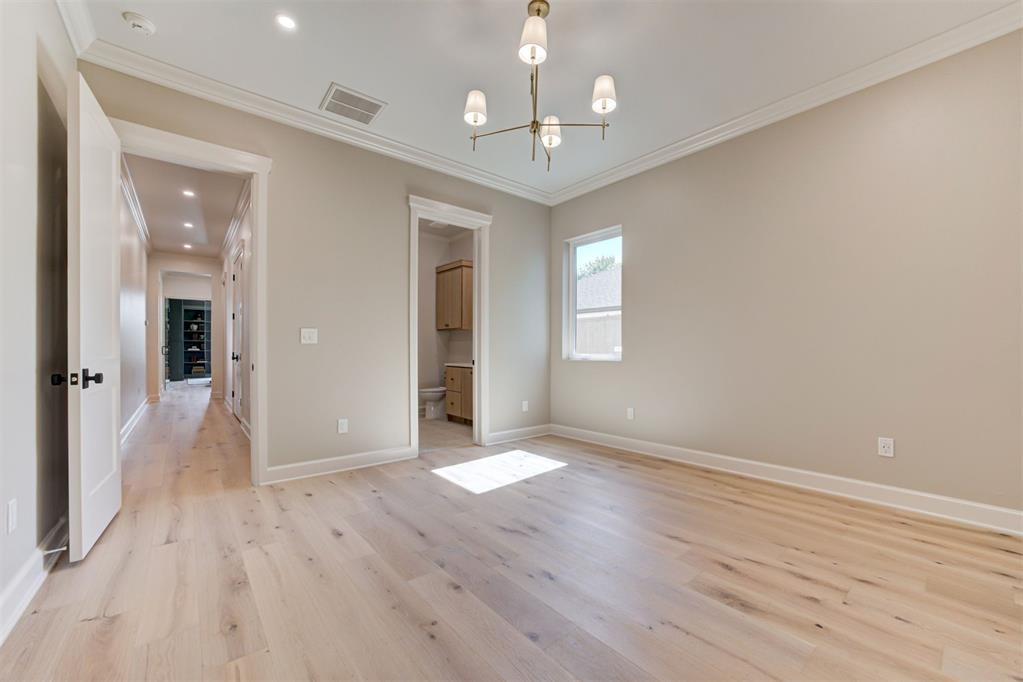 2811 Guilford Lane Property Photo 26