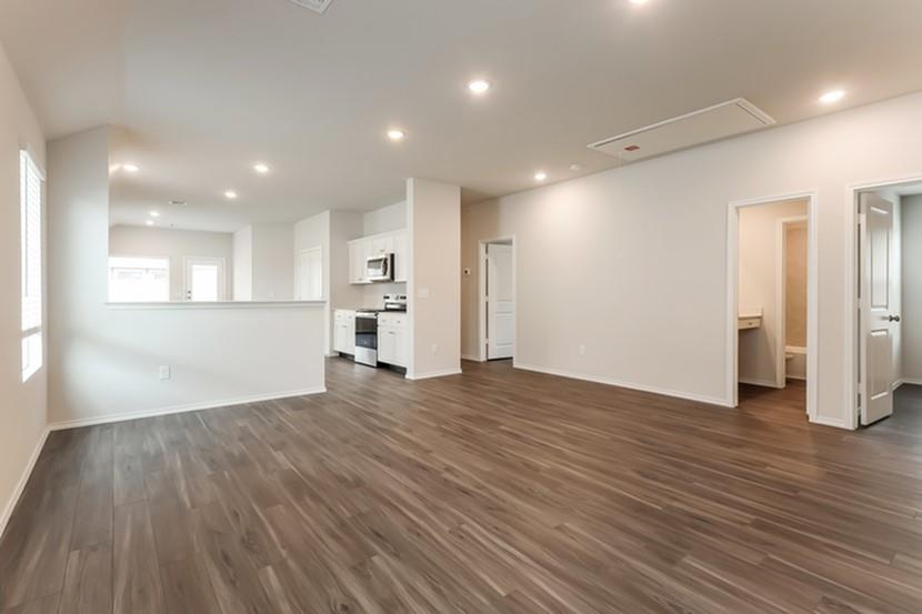 2103 Crimson Lake Boulevard Property Photo 4