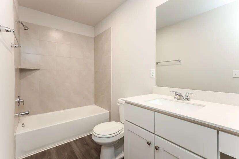 2103 Crimson Lake Boulevard Property Photo 7