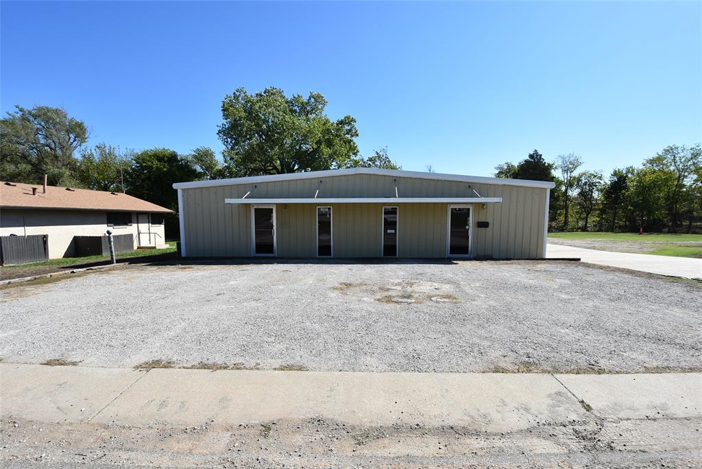 610 N Main Street Property Photo 1