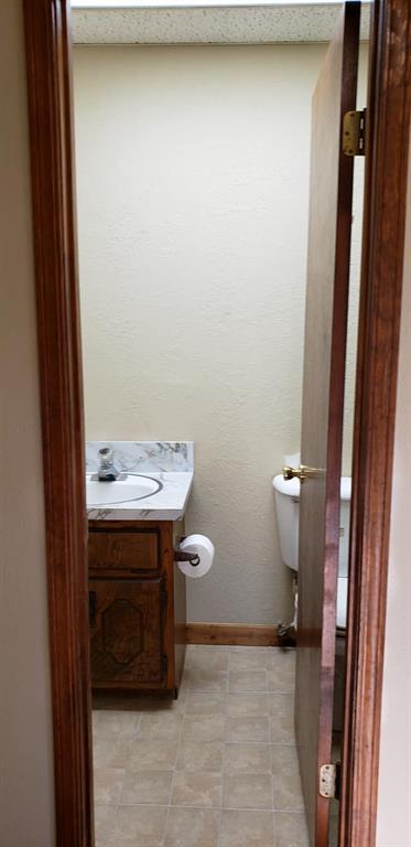 610 N Main Street Property Photo 19