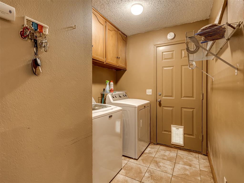 8708 S Charlotte Drive Property Photo 28
