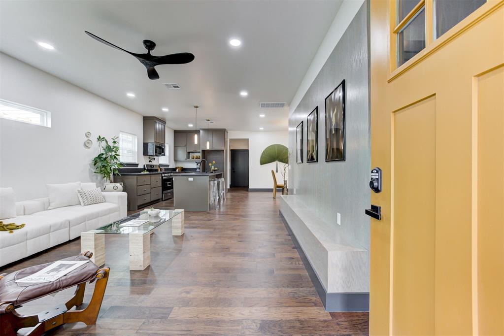 2114 N Fonshill Avenue Property Photo 6