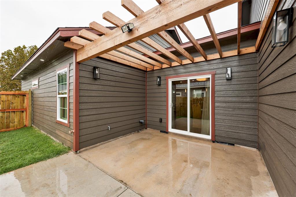 2114 N Fonshill Avenue Property Photo 41