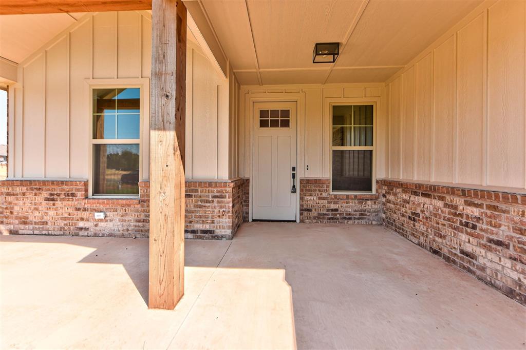 2312 Lions Pride Way Property Photo 3