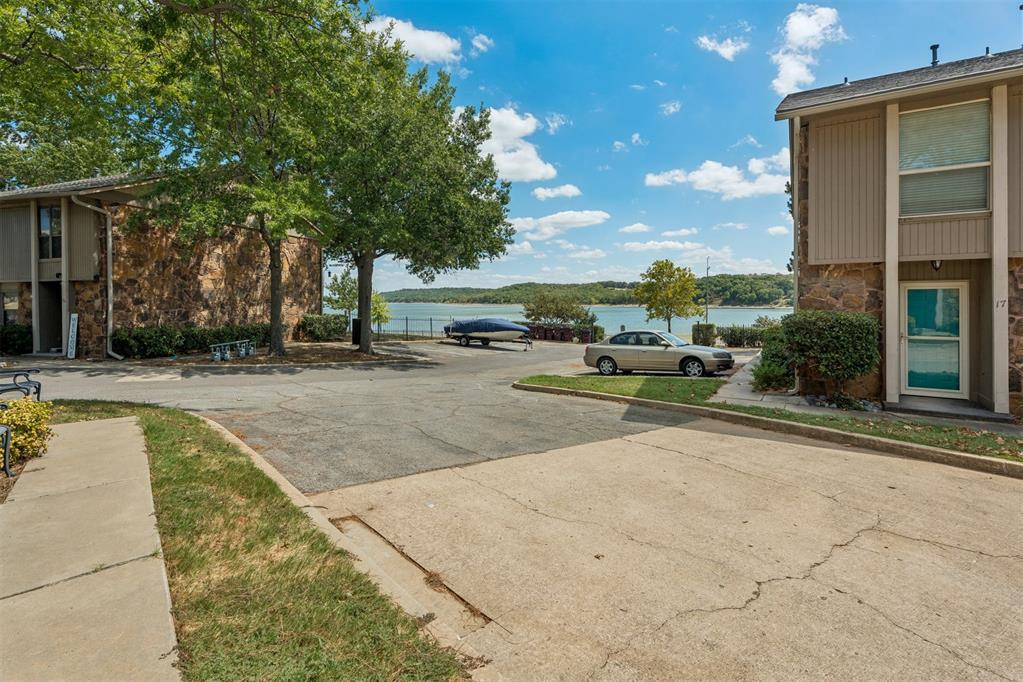 7010 Lakeshore Drive Property Photo 3
