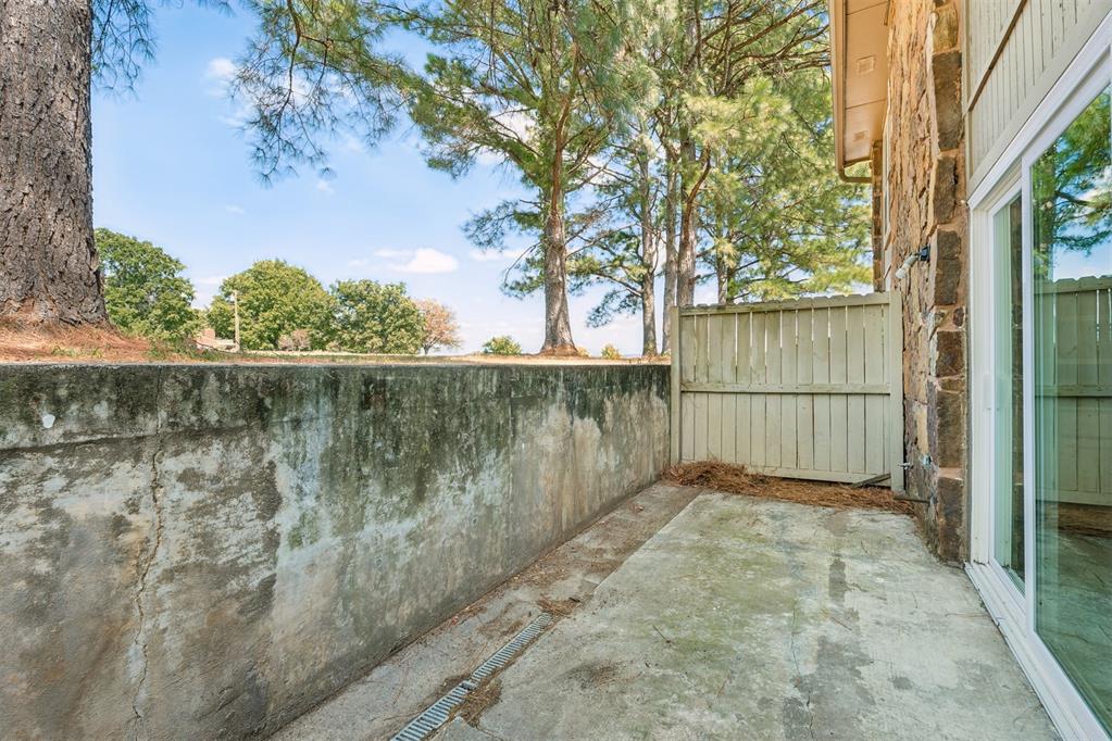 7010 Lakeshore Drive Property Photo 15