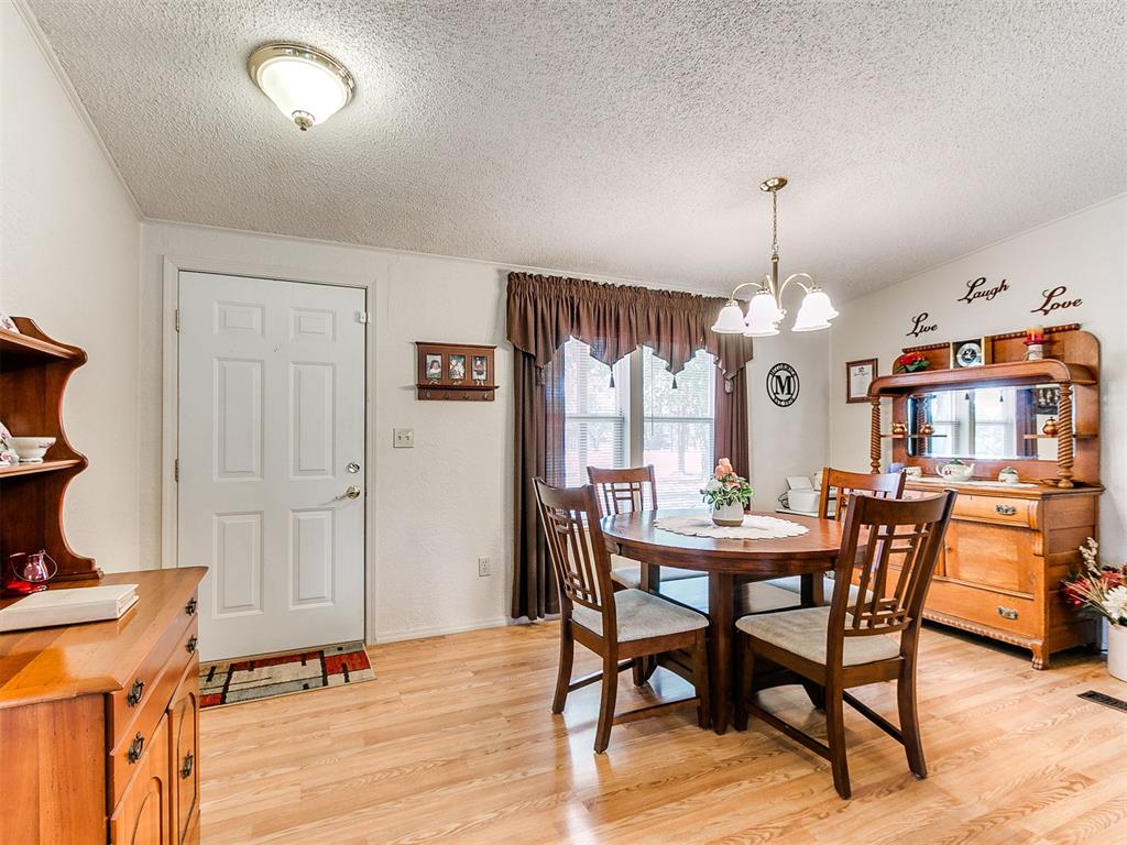 16812 S Midwest Boulevard Property Photo 8