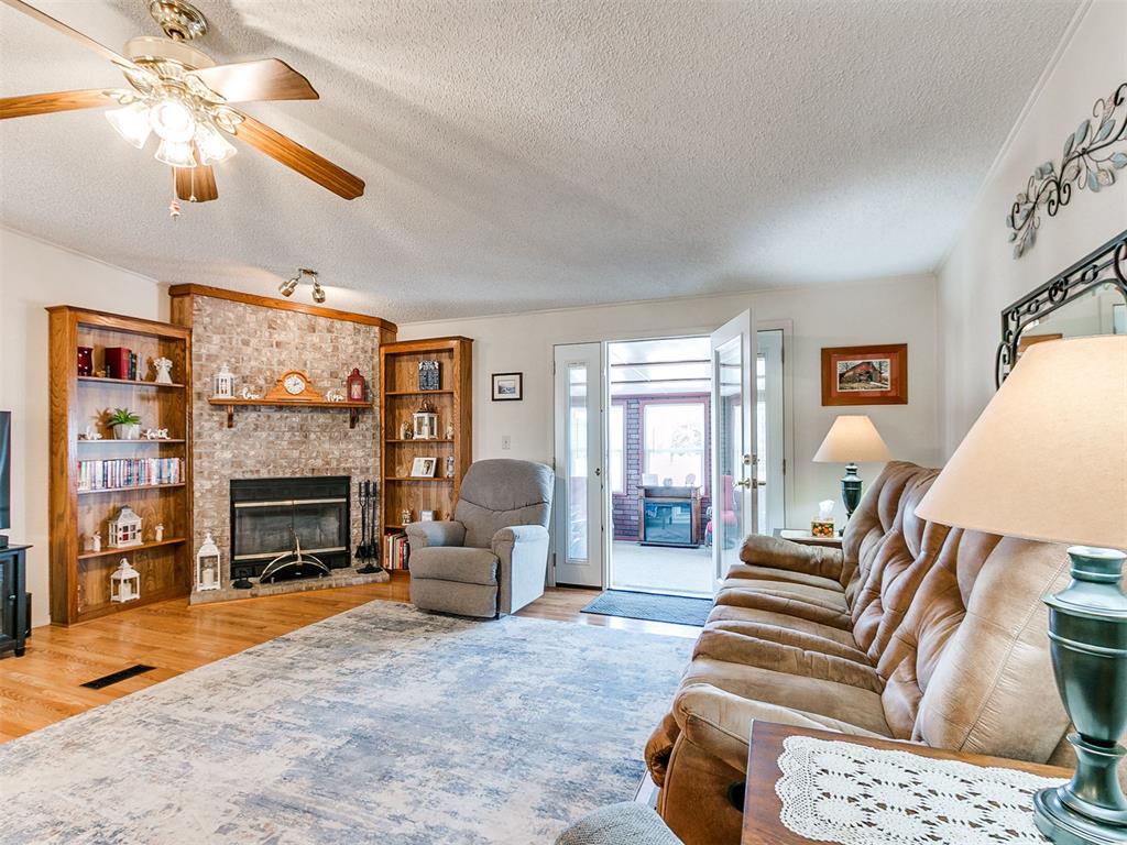 16812 S Midwest Boulevard Property Photo 11
