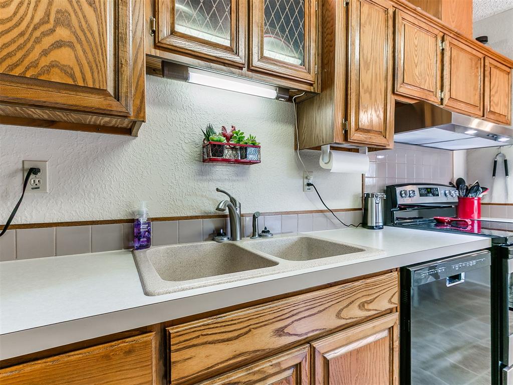 16812 S Midwest Boulevard Property Photo 19